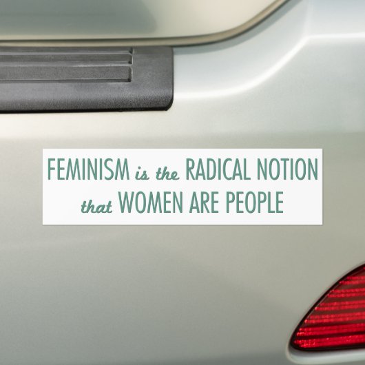 Autocollant De Voiture Le féminisme : La notion radicale que les femmes (En voiture)