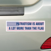 Autocollant De Voiture Le patriotisme est bien plus que le drapeau améric (En voiture)