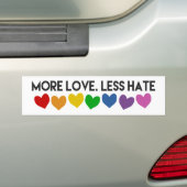 AUTOCOLLANT DE VOITURE MORE LOVE LESS HATE RAINBOW HEARTS GAY PRIDE (En voiture)