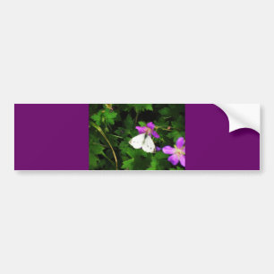 Autocollant De Voiture Papillon blanc sur les fleurs pourpres