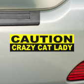 AUTOCOLLANT DE VOITURE PRÉCAUTION, DAME FOLLE DE CAT (En voiture)