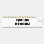 Autocollant De Voiture Squatchin en cours (Devant)