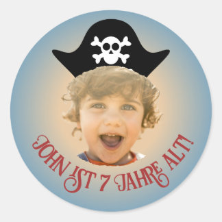 Autocollant photo d'anniversaire pirate avec photo