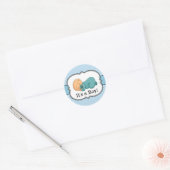 Autocollant Rond Classique Bébé Dort C'est Un Garç (Enveloppe)