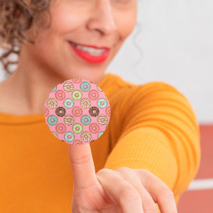 Autocollant rond classique Donuts colorés