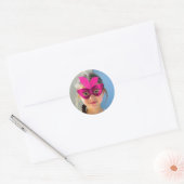 Autocollant rond classique Masque Rose (Enveloppe)