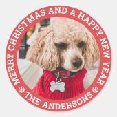 Autocollant rond classique photo de chien de Noël (Devant)