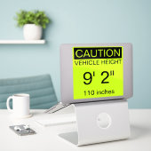 Autocollant vinyle sur mesure (Ordinateur portable sur le bureau)