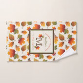 Automne/Automne Feuilles Famille Monogramme Action (Serviette à main)