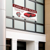 Auto's en banners van klasse (Buitenkant Gebouw)