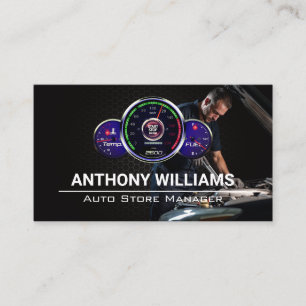 autosnelheidsmeter   Monteur werkt aan de motor Visitekaartje