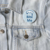Autre facebook gothique Emo BITE ME badge (En situation)