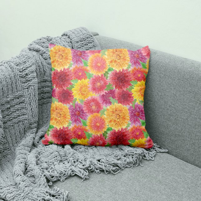 Autumn Inspired Chrysanthemum Sierkussen (Creator heeft geüpload)