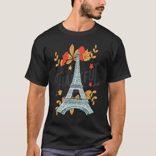 Autumn Leaves in Paris Eiffel Tower Fall Vibes in  T-shirt (Voorkant)