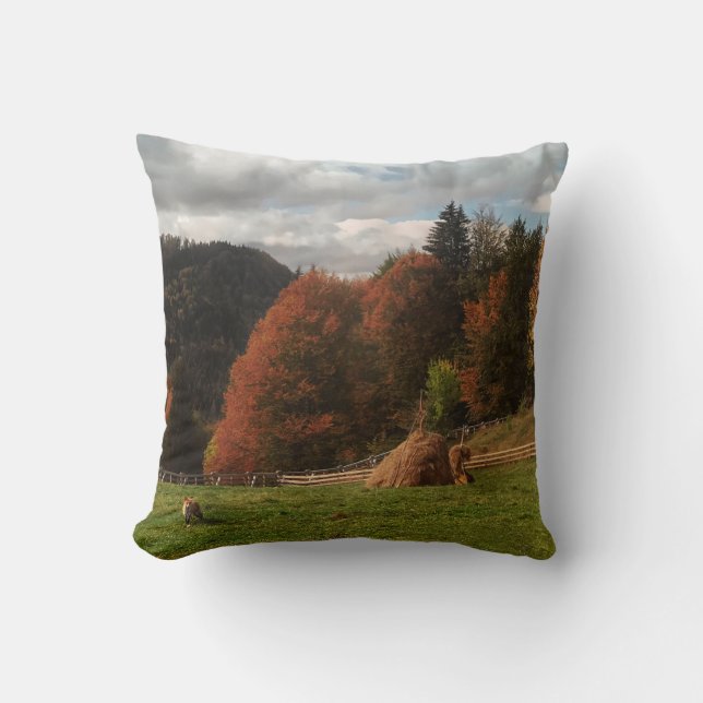 Autumn met Mountain Fox en Haystack Kussen (Voorkant)