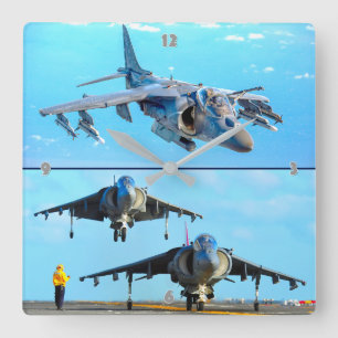 AV-8B HARRIER II VIERKANTE KLOK