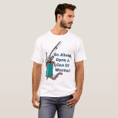 Avancez, ouvrez une boîte du T-shirt des hommes de (Devant entier)