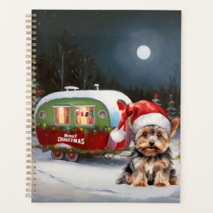 Aventure de Noël en caravane de Yorkshire Terrier