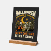 Aventure de nuit de costume d'Halloween (Angle)
