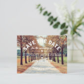 Avenue des arbres d'automne, carte de sauvegarde d (Debout devant)