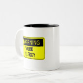 Avertissement Travail Allergie Drôle Mug de café à (Devant gauche)