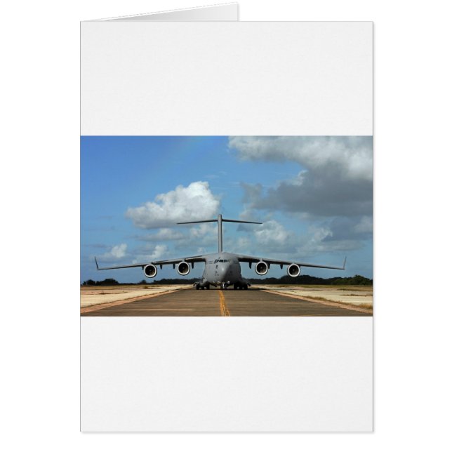 Avion cargo militaire atterrissage (Devant)