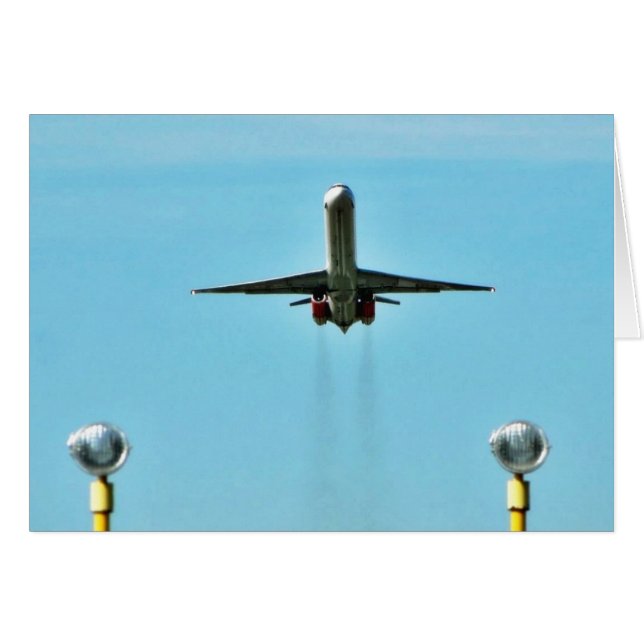 Avion décollant sur l'aéroport (Devant horizontal)