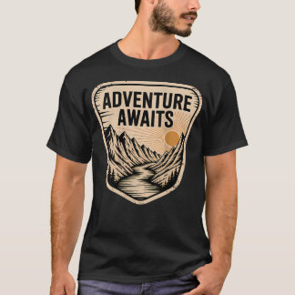 Avontuur wacht op berg rivier zonsondergang t-shirt