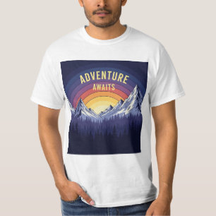 Avontuur wacht op Mountain Sunset Retro wandelen T-shirt