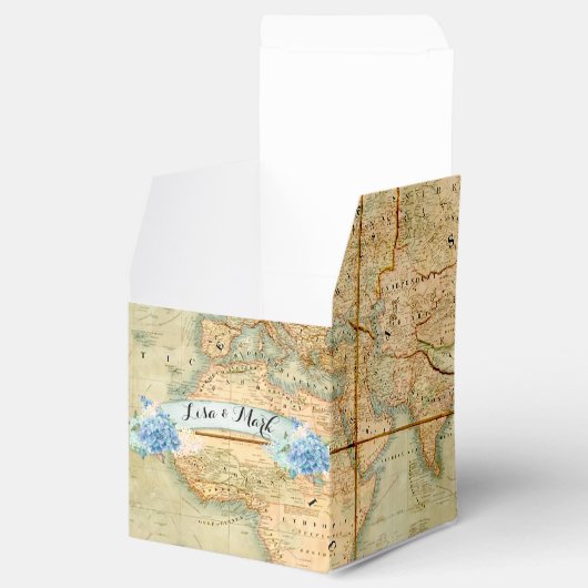 Avontuur wacht op Wereldkaart Blue Hydrangeas Bedankdoosjes (Geopend)