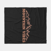 Avontuurlijke buitenbergvibes fleece deken (Voorkant (Horizontaal))