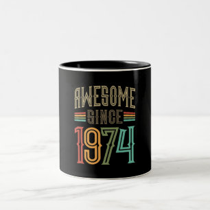 Awesome Since 1974 48th Birthday Funny Retro Tweekleurige Koffiemok