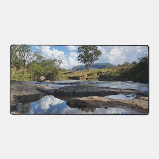 Awupdee Desk Mat - Glorieuze stroomversnellingen (Voorkant)