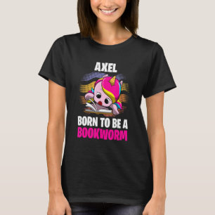 Axel is geboren als boekworm op maat t-shirt