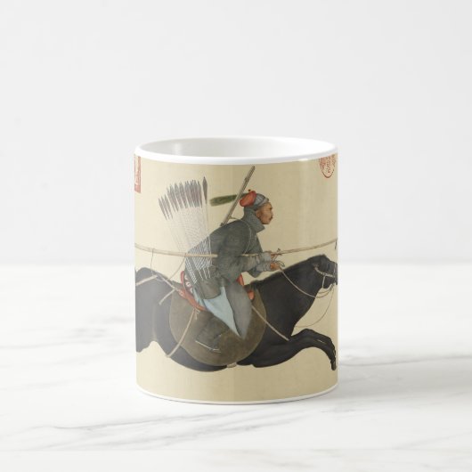 Ayusi vegen bandieten met een Lance Fine Art Koffiemok (Center)