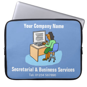 Aziatische secretaresse op een kantoorrocomputer. laptop sleeve