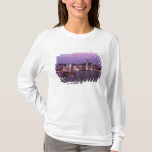 Azië, China, Hong Kong, stadssilhouet en T-shirt
