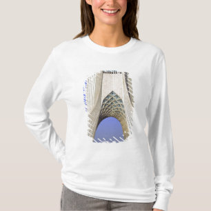 Azië, Iran, Teheran. Vrijheidsmonument in Azadi T-shirt