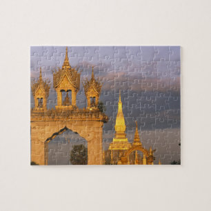 Azië, Laos, Vientiane. Dat Luang-tempel. Legpuzzel