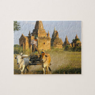 Azië, Myanmar (Birma), Bagan. Een kar wordt Legpuzzel