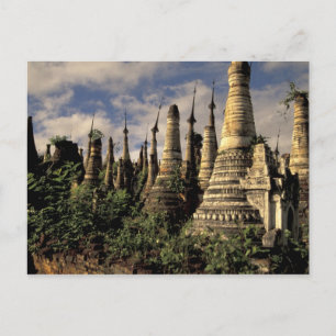 Azië, Myanmar, Inle Lake. Oude ruïnes van Briefkaart