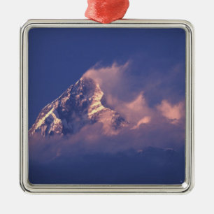 Azië, Nepal. Machhapuchare Metalen Ornament