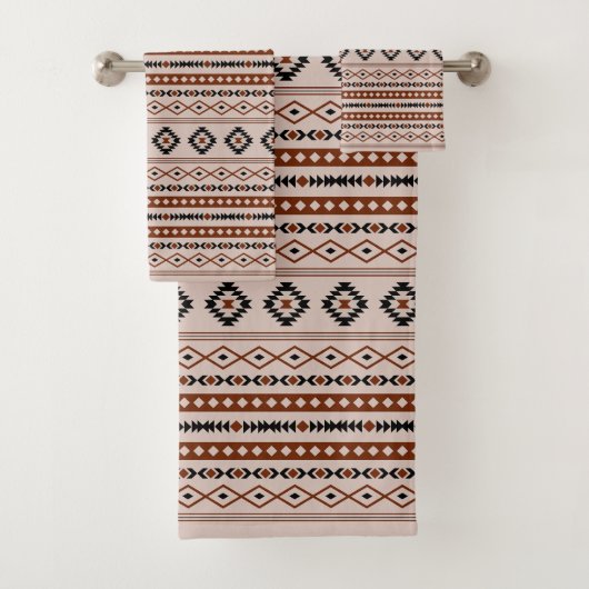 Aztec Black Browns Taupe Mixed Motifs Rpt Pattern Bad Handdoek (Insitu)