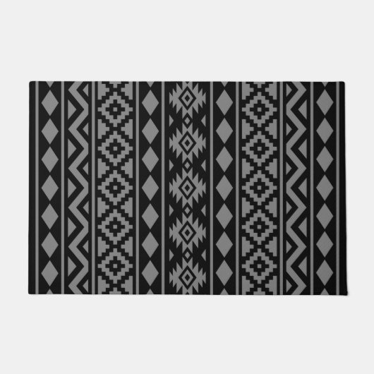 Aztec Essence Verticale Ptn III grijs op zwart Deurmat (Voorkant)