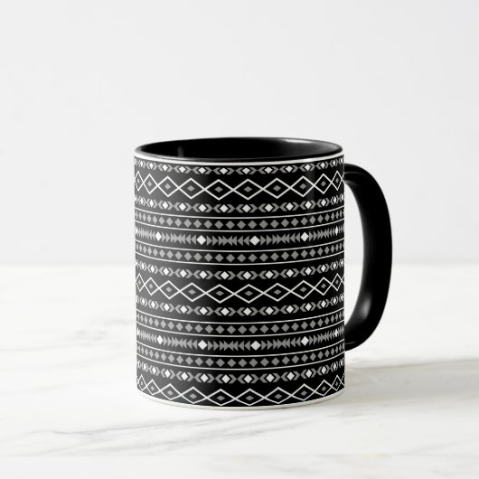 Aztec Shapes Patroon Grijs Wit Zwart Mok (Voorkant rechts)