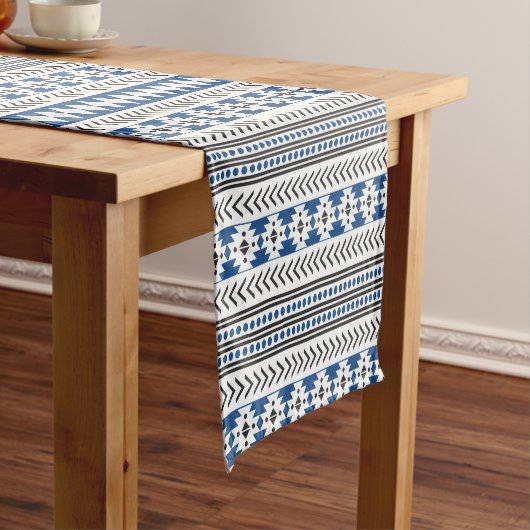 Aztec Tribal Pattern Blue Black and White Korte Tafelloper (Voorbeeld)