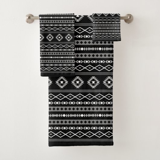 Aztec Wit Grijs Zwart Mix Motieven RPT Patroon Bad Handdoek (Insitu)