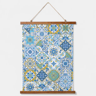 Azulejo-tegels in blauw en geel hangend wandkleed