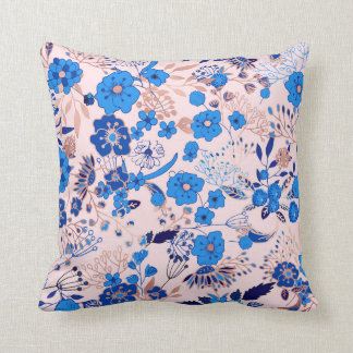  Azure Blue Blush Pink Floral Illustration Kussen