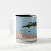 B17 Forteresse volante Mug (Devant gauche)